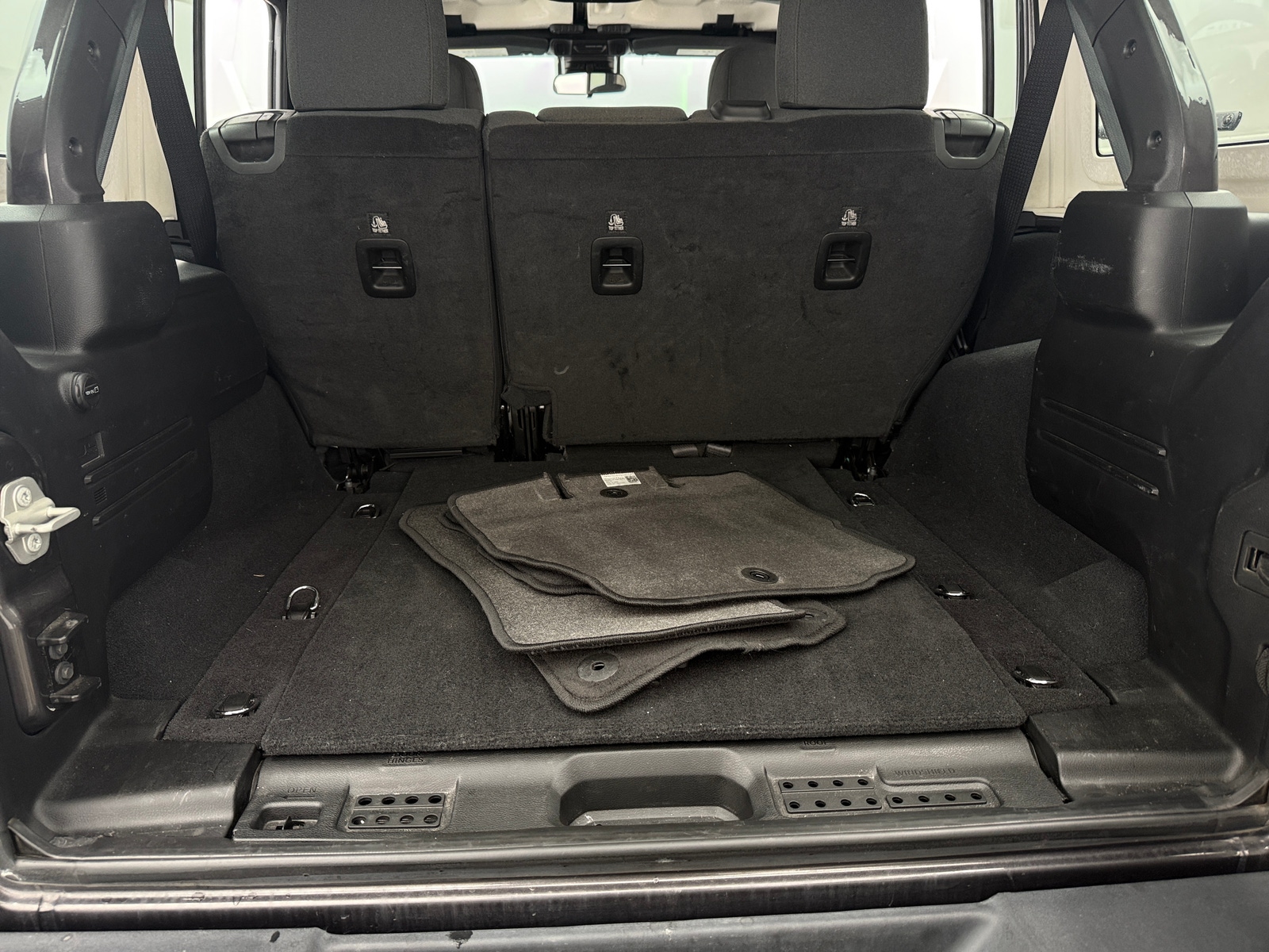 Thumbnail: 2024 Jeep Wrangler - 7