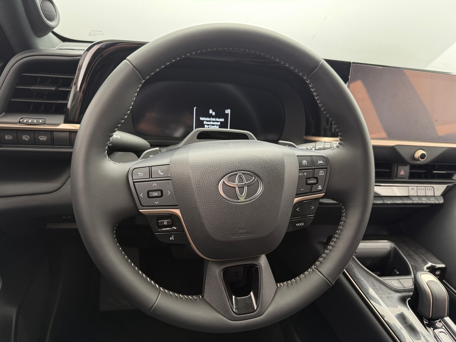 Thumbnail: 2025 Toyota Crown Signia - 4
