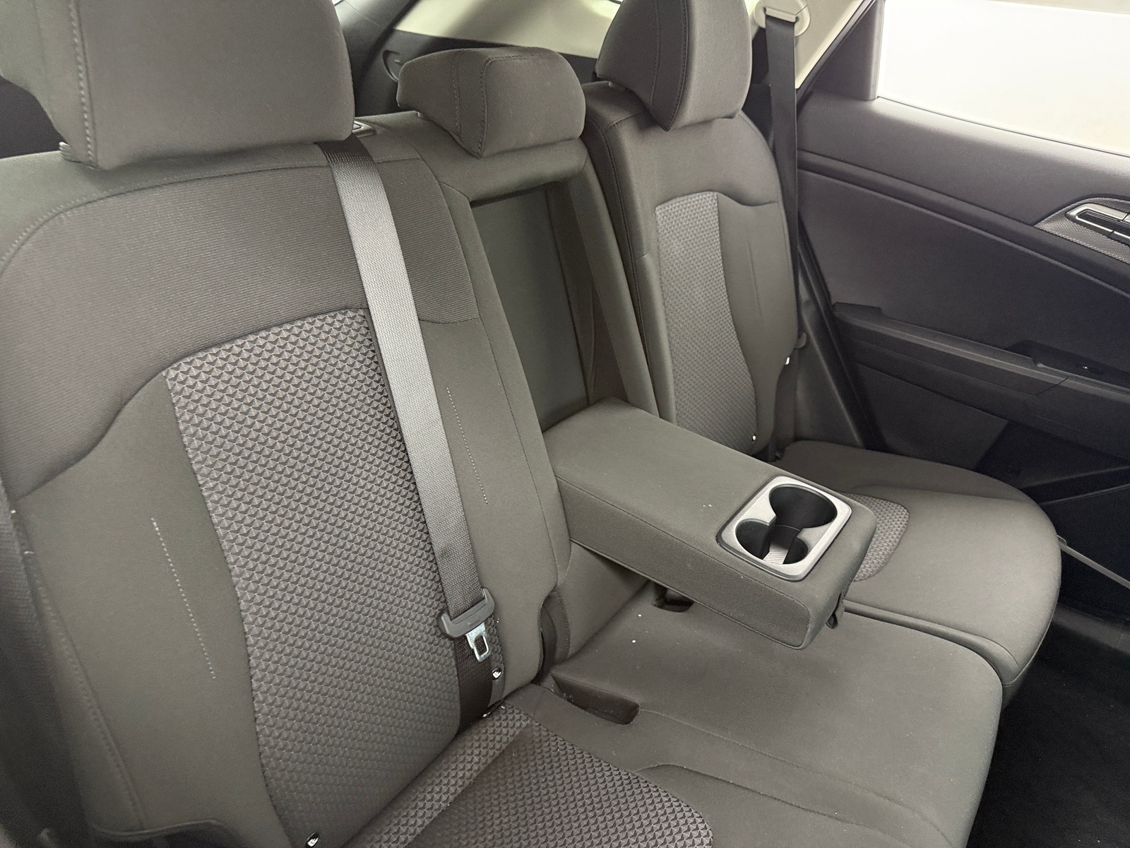 Thumbnail: 2025 Kia Sportage - 6