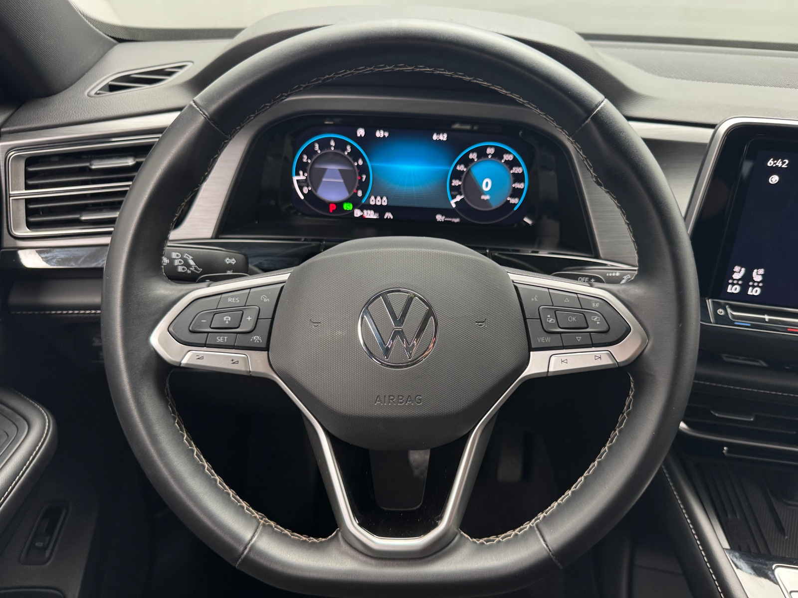 Thumbnail: 2025 Volkswagen Atlas - 4