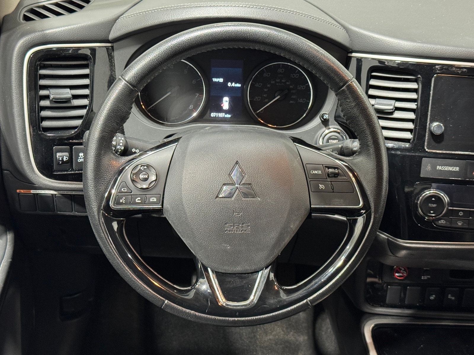 Thumbnail: 2018 Mitsubishi Outlander - 4