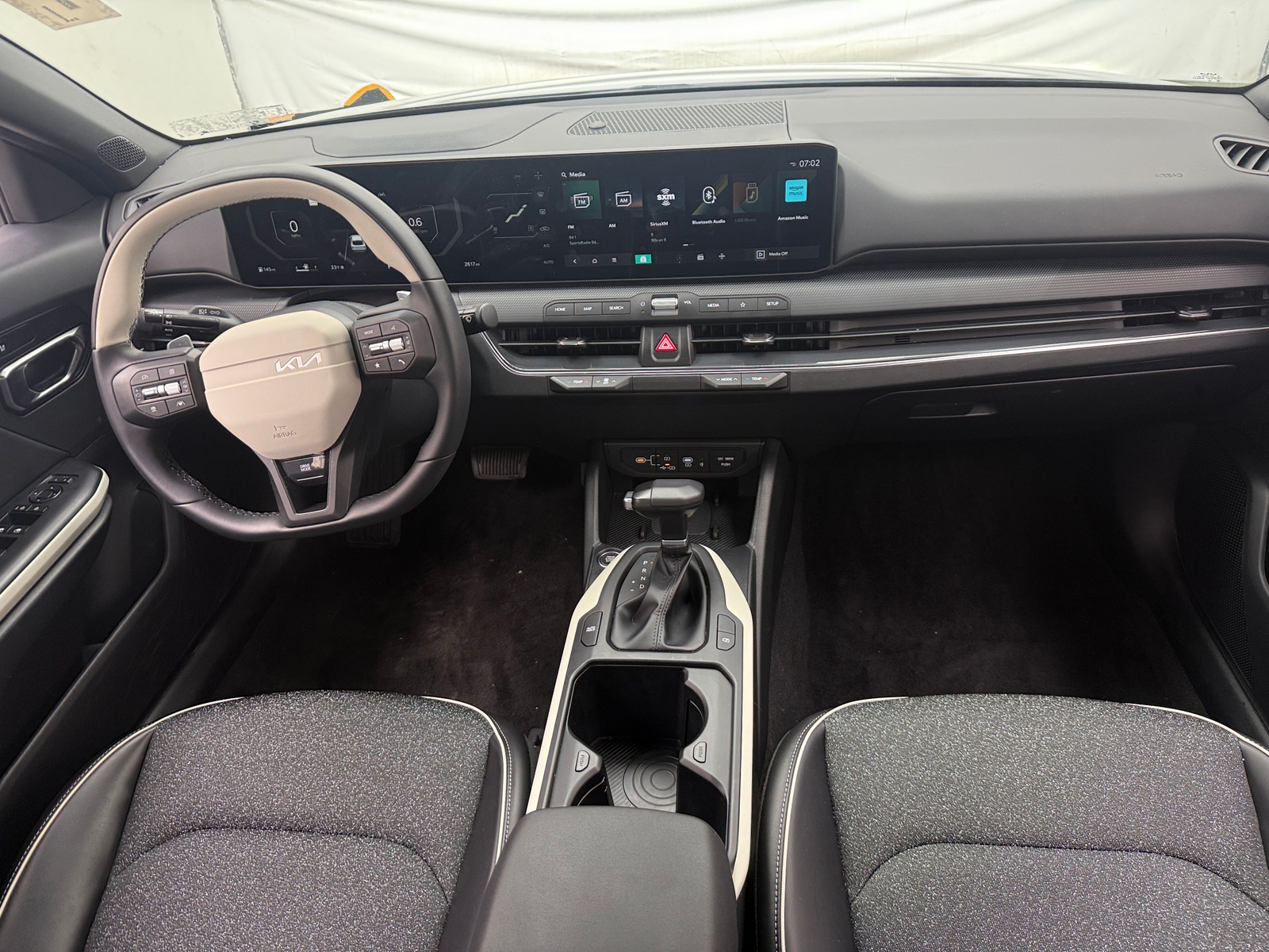 Thumbnail: 2025 Kia K4 - 3