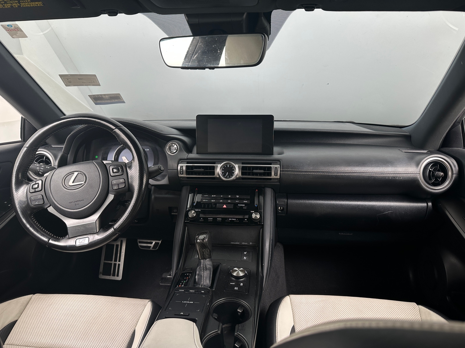 Thumbnail: 2021 Lexus IS - 2