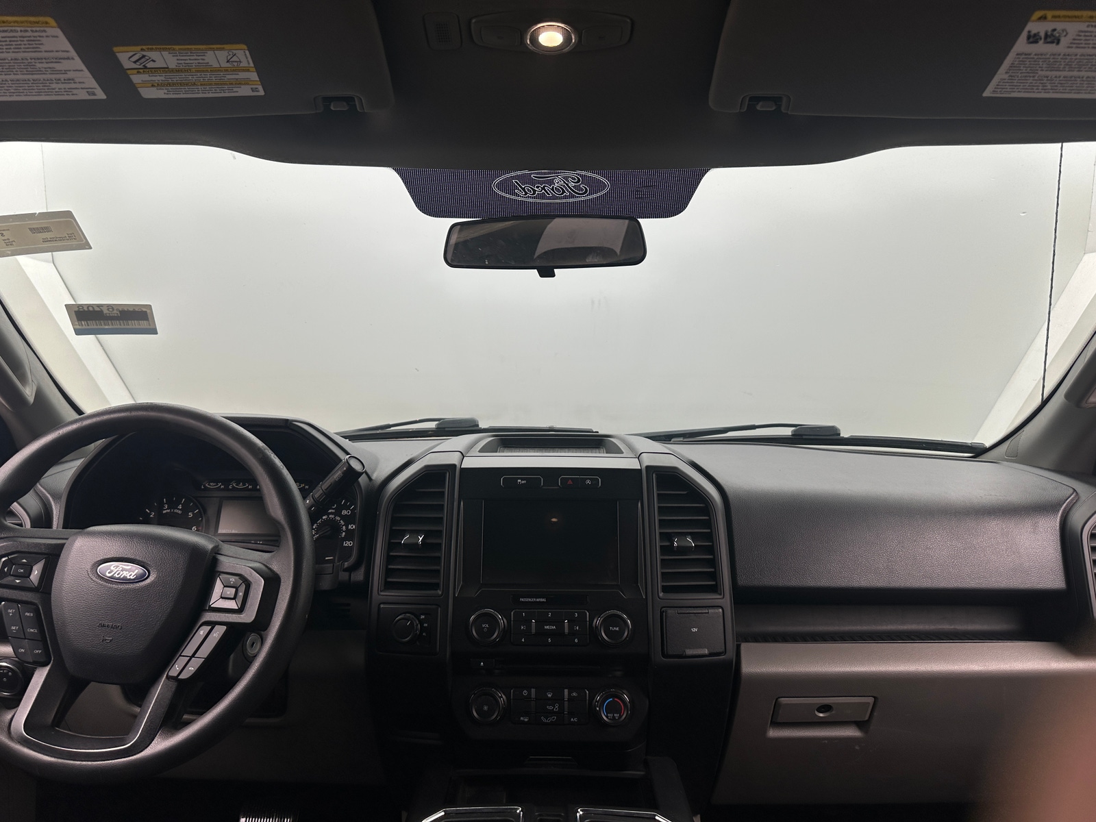 Thumbnail: 2018 Ford Econoline - 3