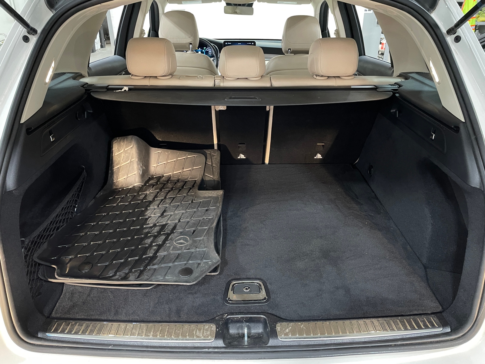 Thumbnail: 2022 Mercedes-Benz GLC - 6