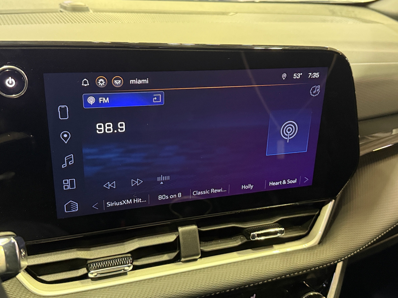 Thumbnail: 2025 Chevrolet Equinox - 4