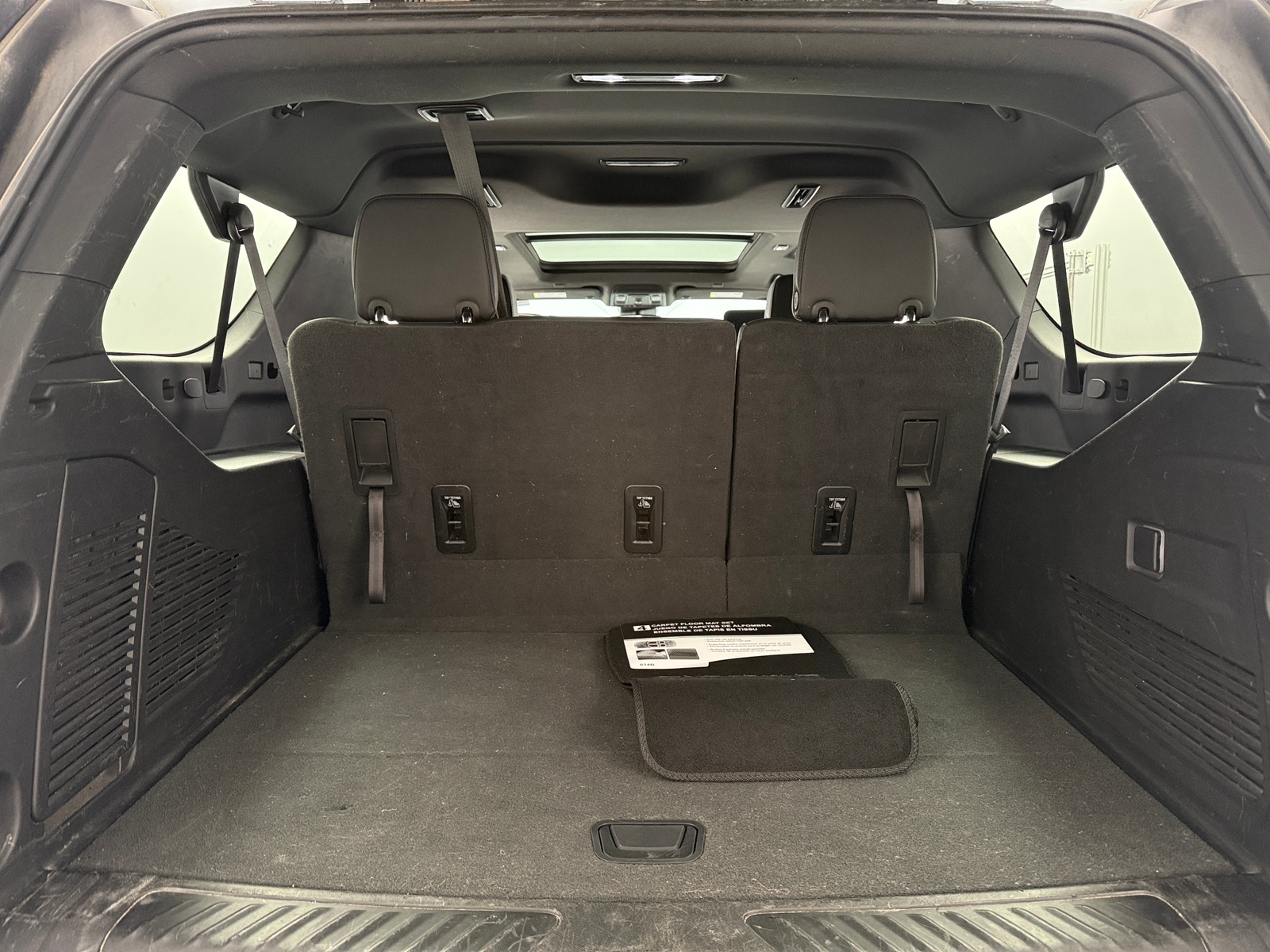 Thumbnail: 2023 GMC Yukon XL - 6