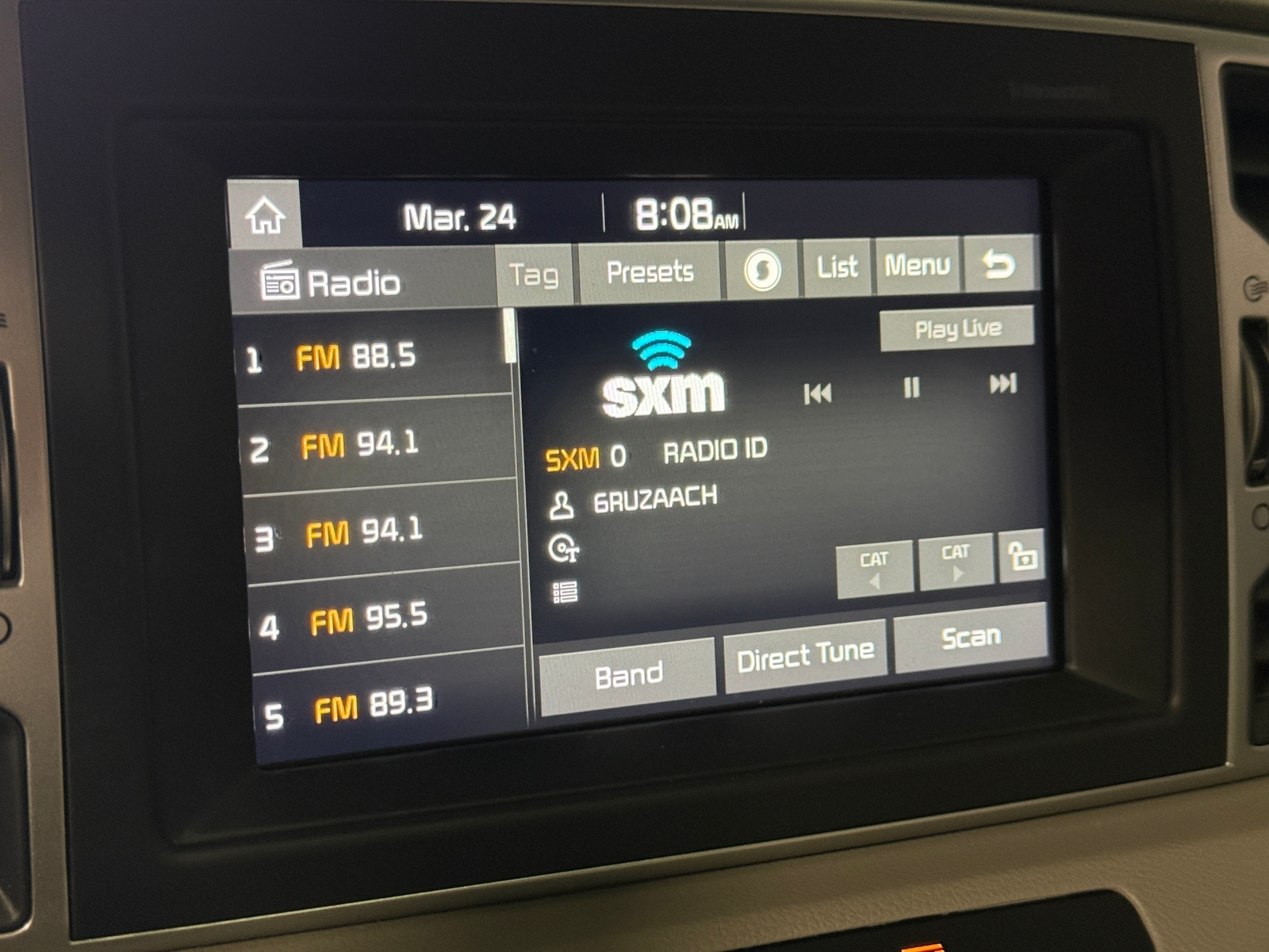 Thumbnail: 2017 Kia Sportage - 3