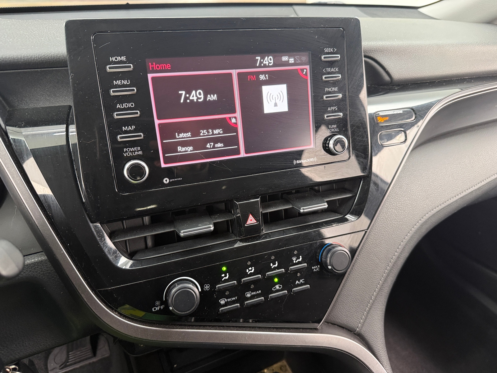 Thumbnail: 2021 Toyota Camry - 4