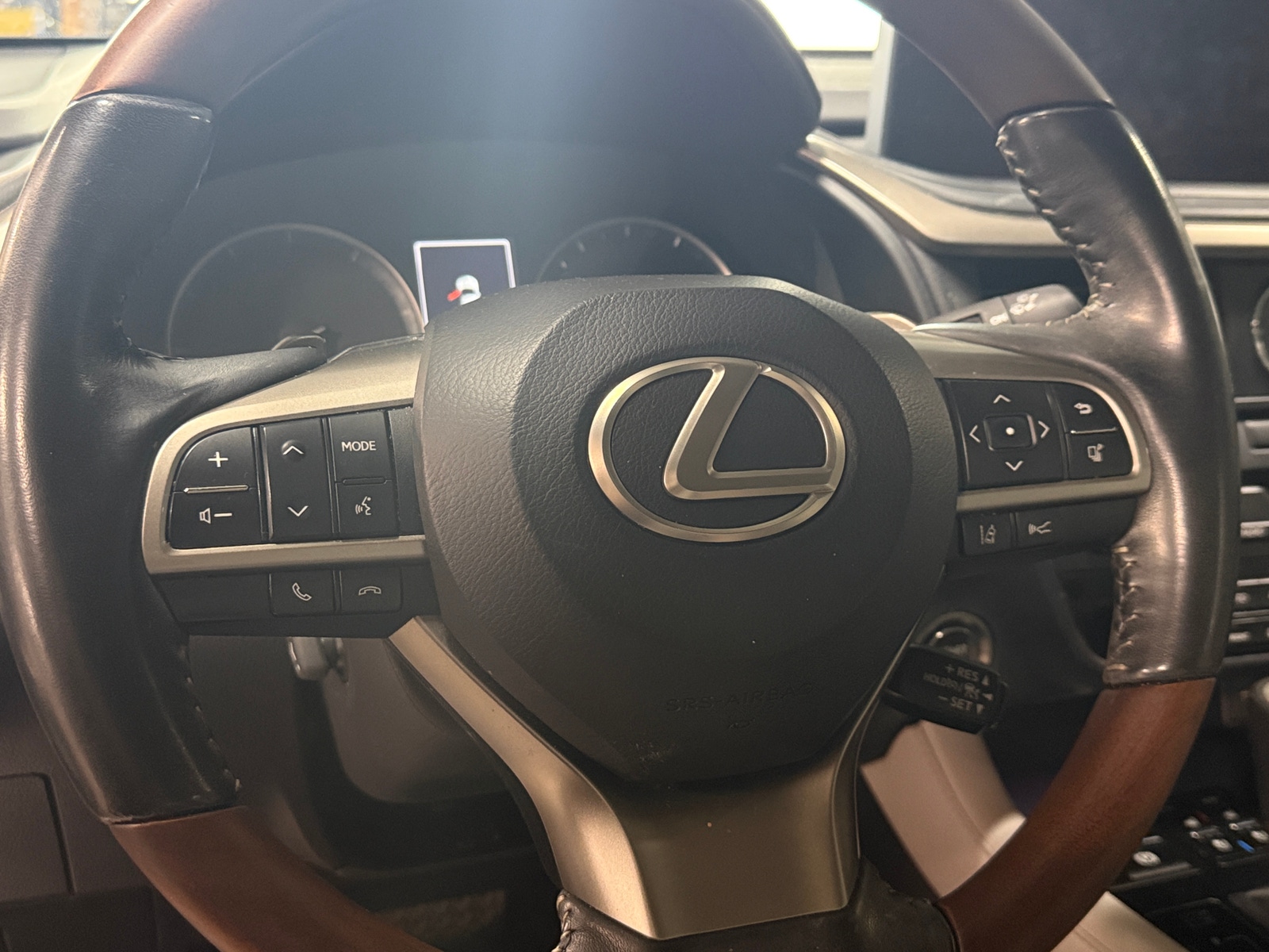 Thumbnail: 2020 Lexus RX - 5