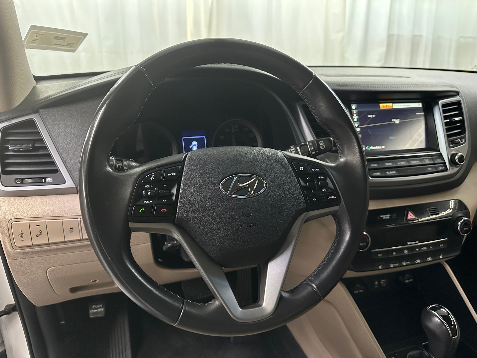 Thumbnail: 2017 Hyundai Tucson - 4