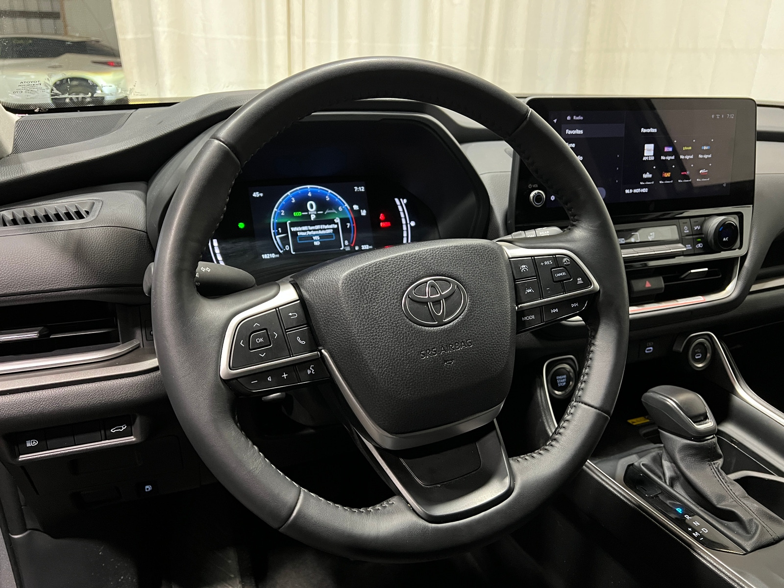 Thumbnail: 2025 Toyota Grand Highlander - 4