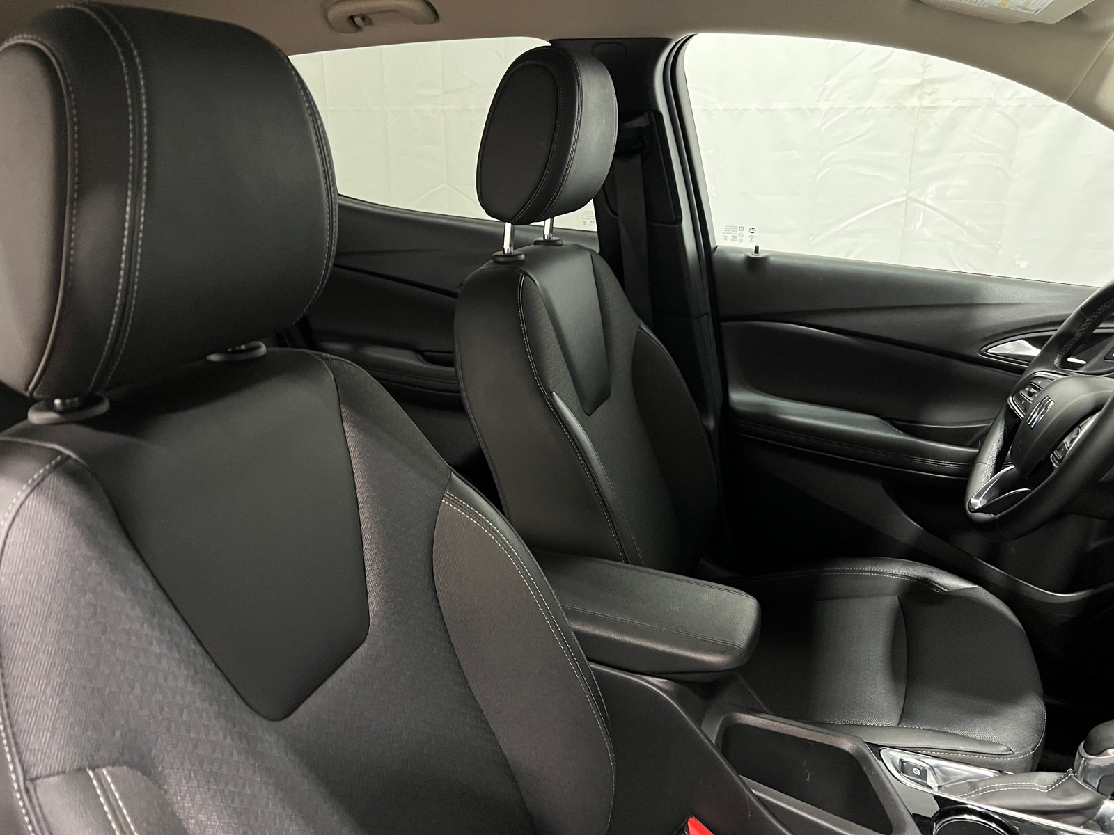 Thumbnail: 2025 Buick Encore GX - 2