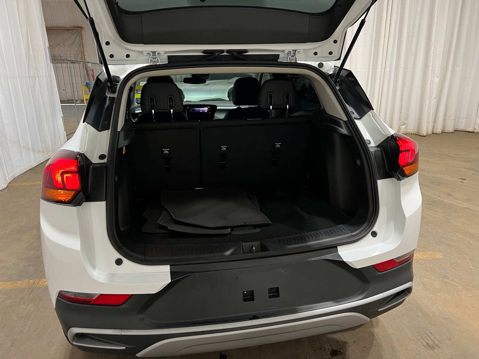 Thumbnail: 2025 Buick Encore GX - 7