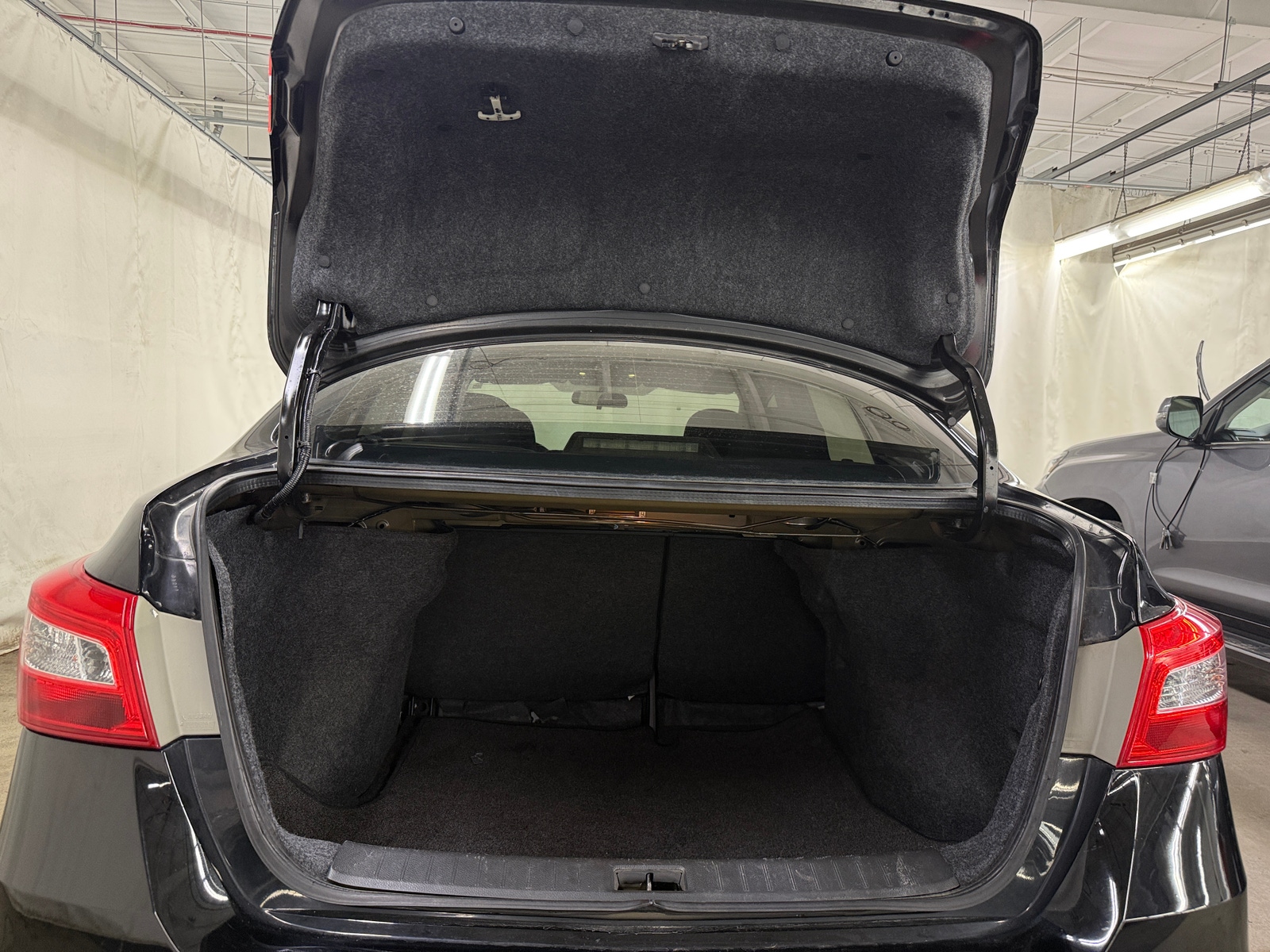 Thumbnail: 2017 Nissan Sentra - 7