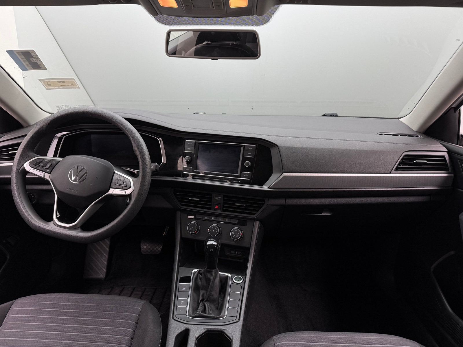 Thumbnail: 2022 Volkswagen Jetta - 3