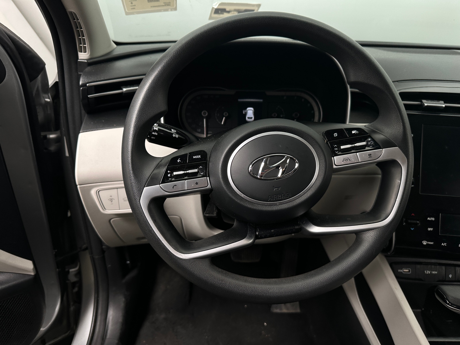 Thumbnail: 2024 Hyundai Tucson - 5