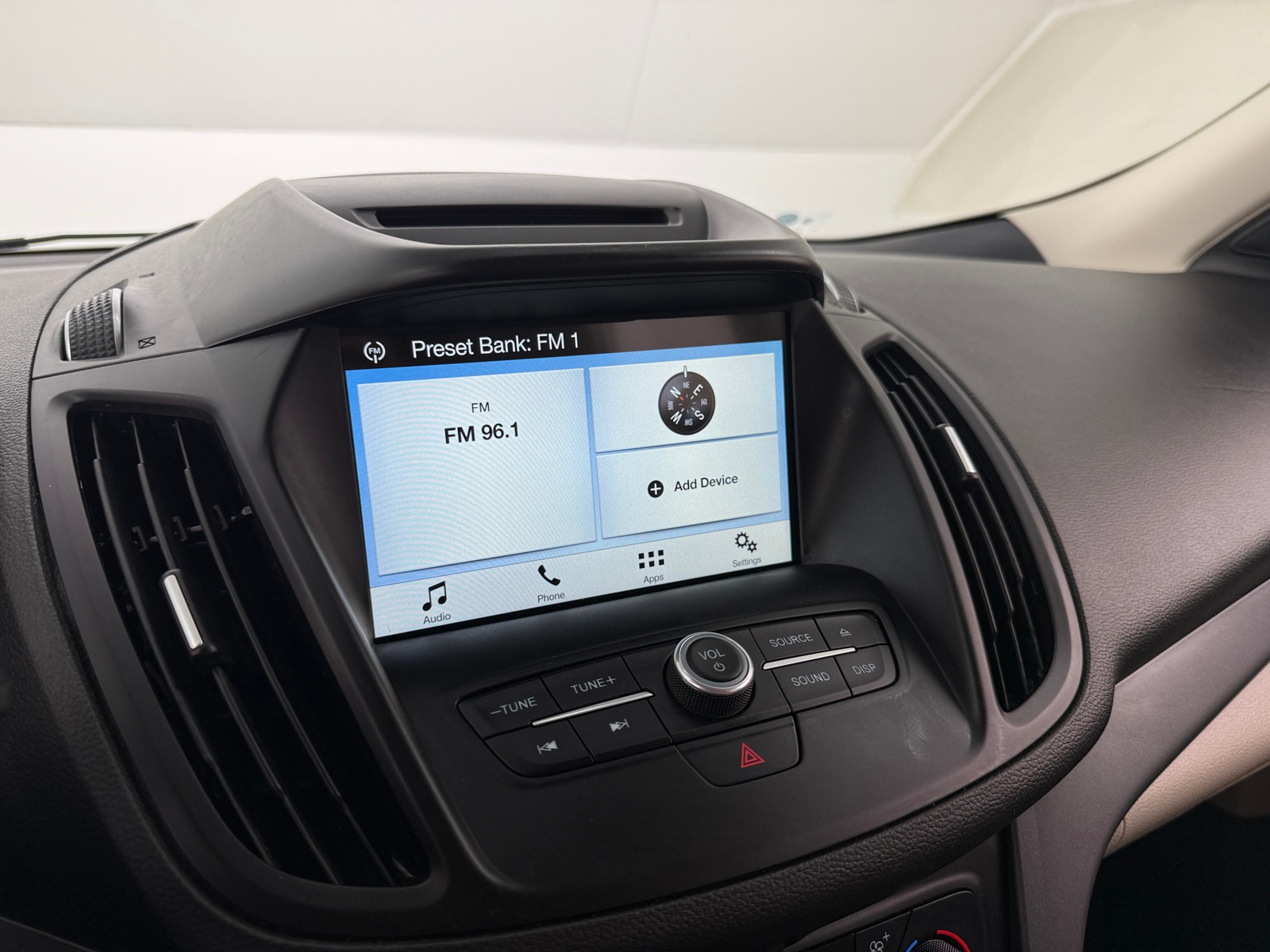 Thumbnail: 2018 Ford Escape - 3