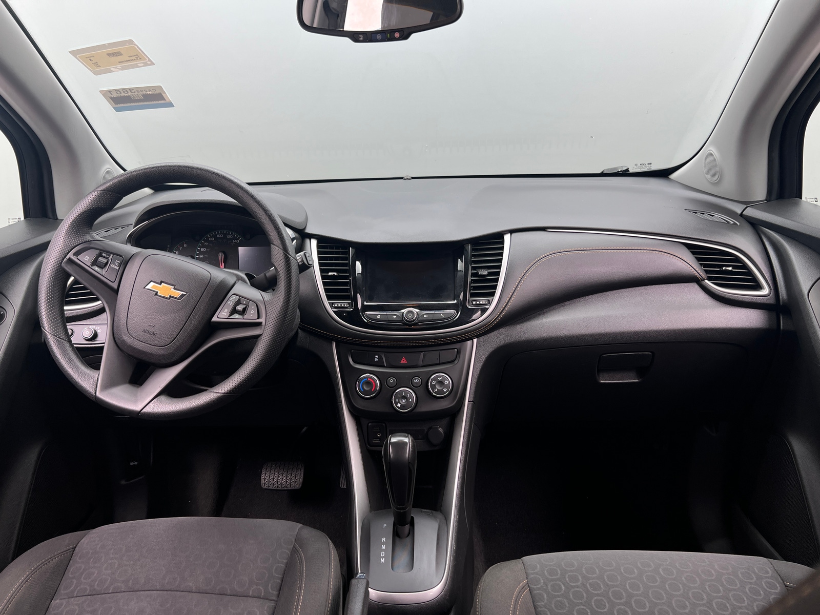 Thumbnail: 2021 Chevrolet Trax - 3