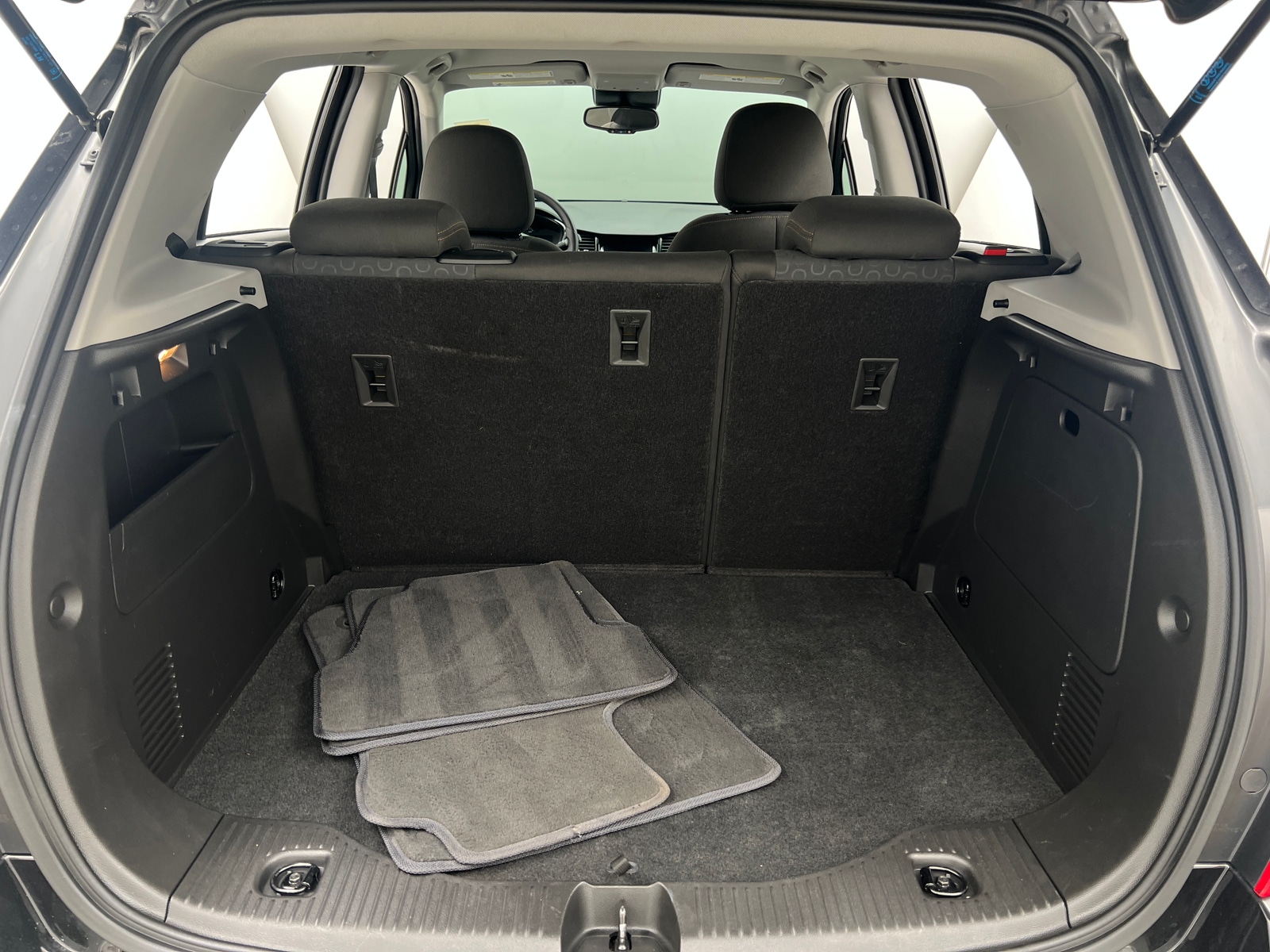 Thumbnail: 2021 Chevrolet Trax - 7