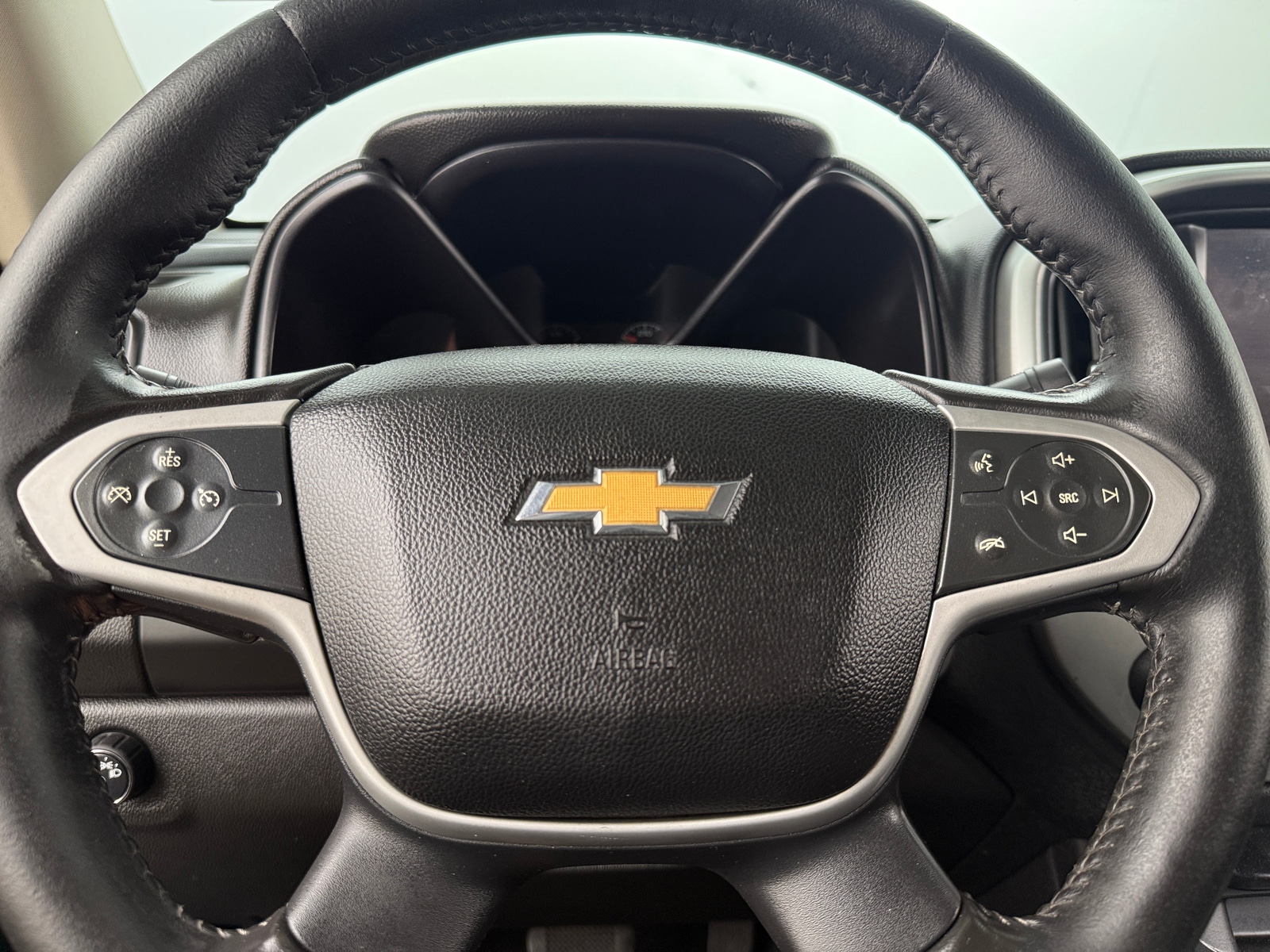 Thumbnail: 2015 Chevrolet Colorado - 5