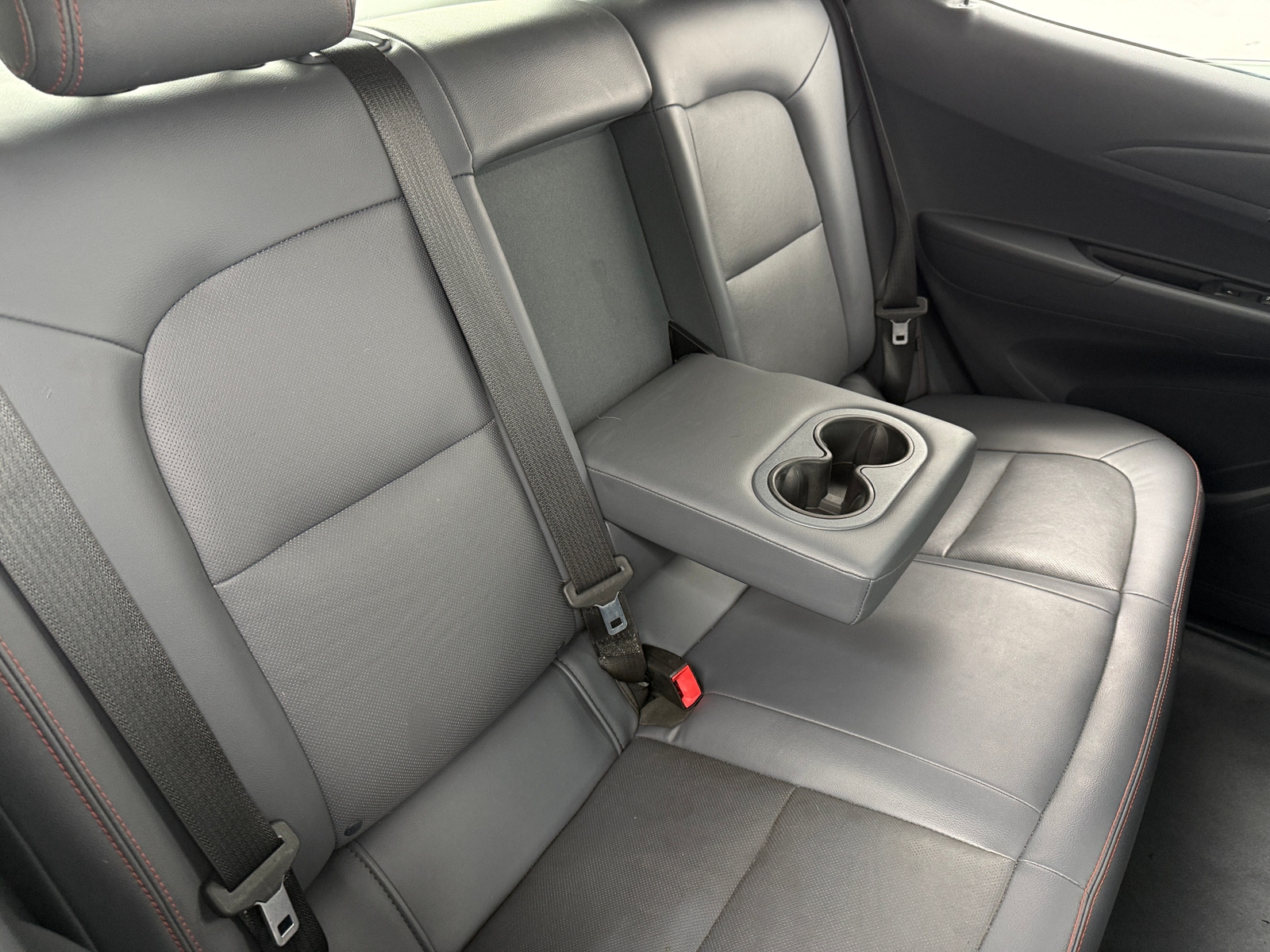 Thumbnail: 2017 Chevrolet Bolt EV - 5