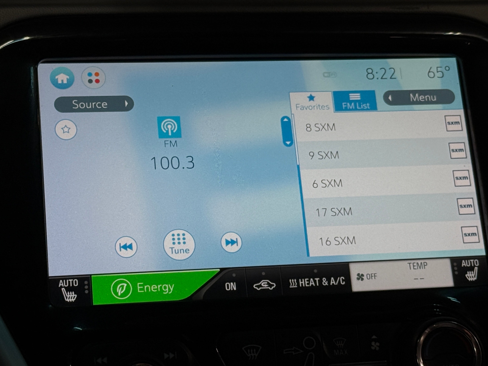 Thumbnail: 2017 Chevrolet Bolt EV - 3