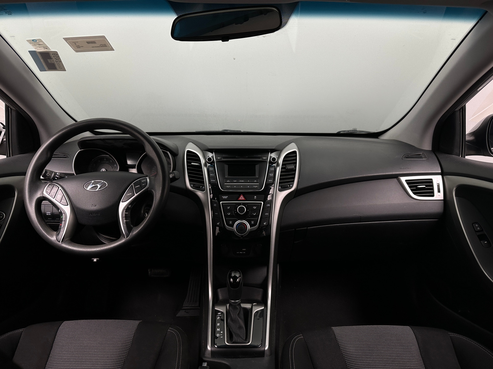 Thumbnail: 2016 Hyundai Elantra - 3