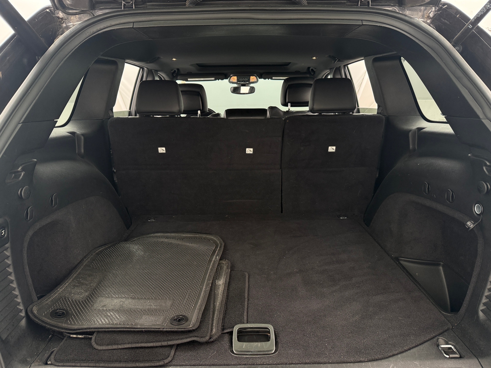 Thumbnail: 2020 Jeep Grand Cherokee - 6