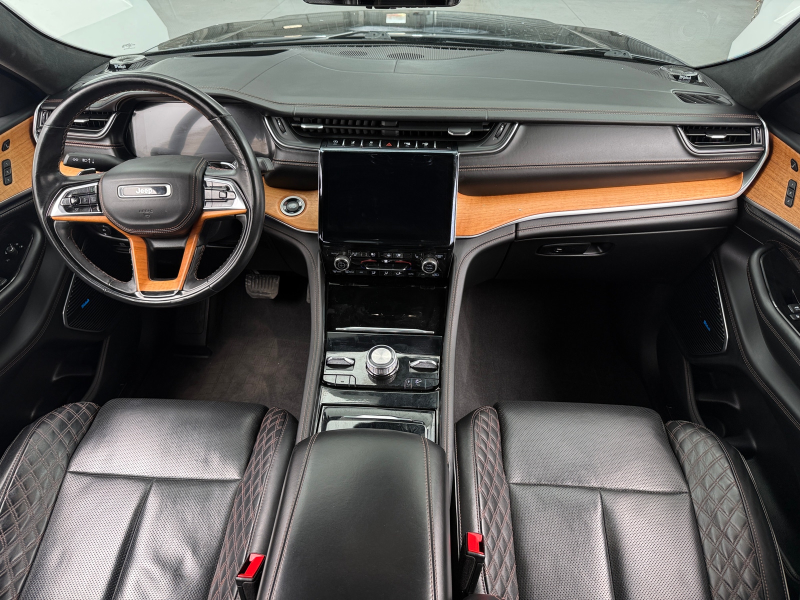 Thumbnail: 2021 Jeep Grand Cherokee L - 2