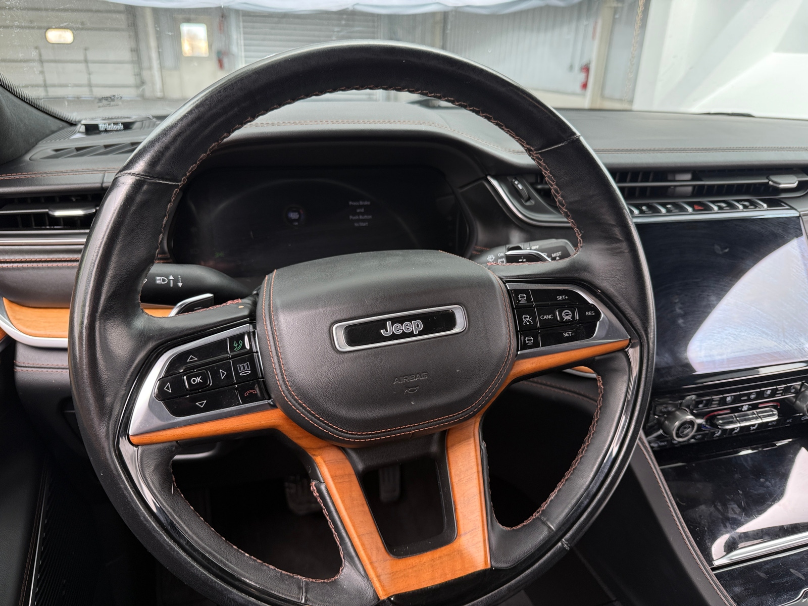 Thumbnail: 2021 Jeep Grand Cherokee L - 4