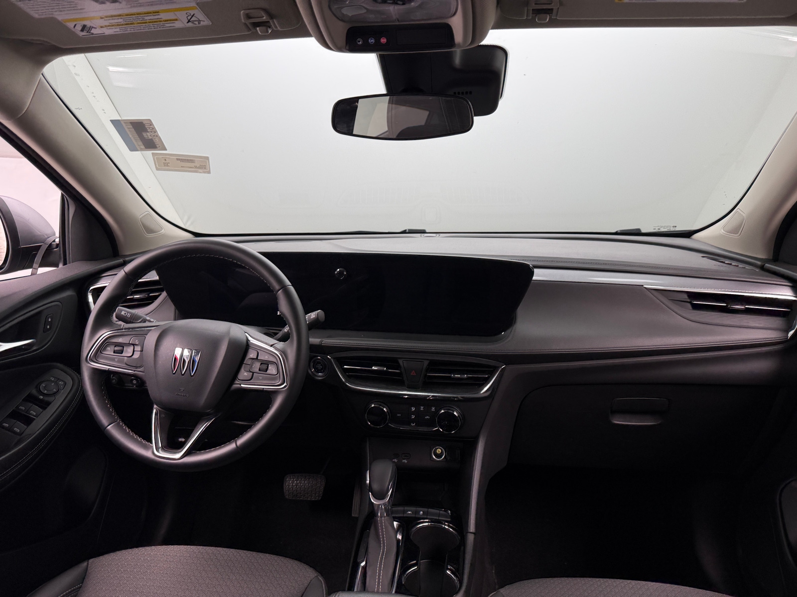 Thumbnail: 2025 Buick Encore GX - 2