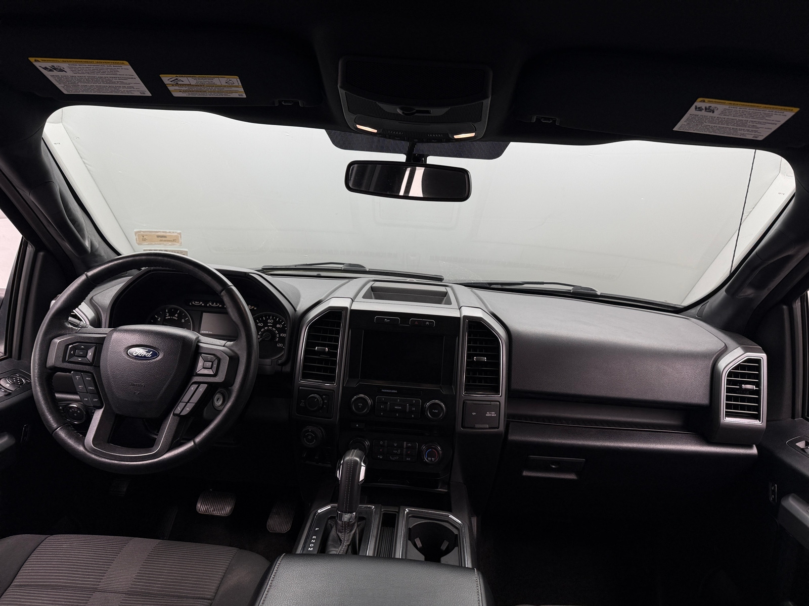 Thumbnail: 2017 Ford Econoline - 3