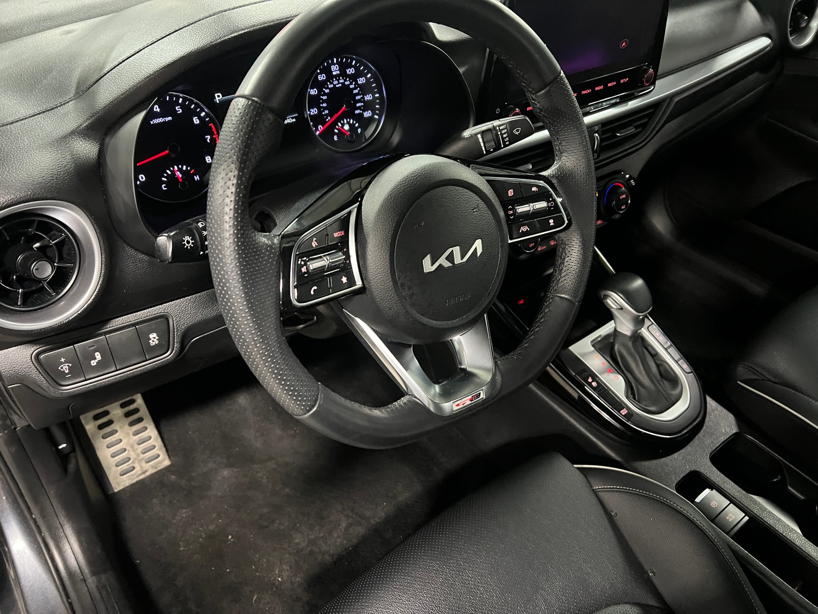 Thumbnail: 2023 Kia Forte - 5