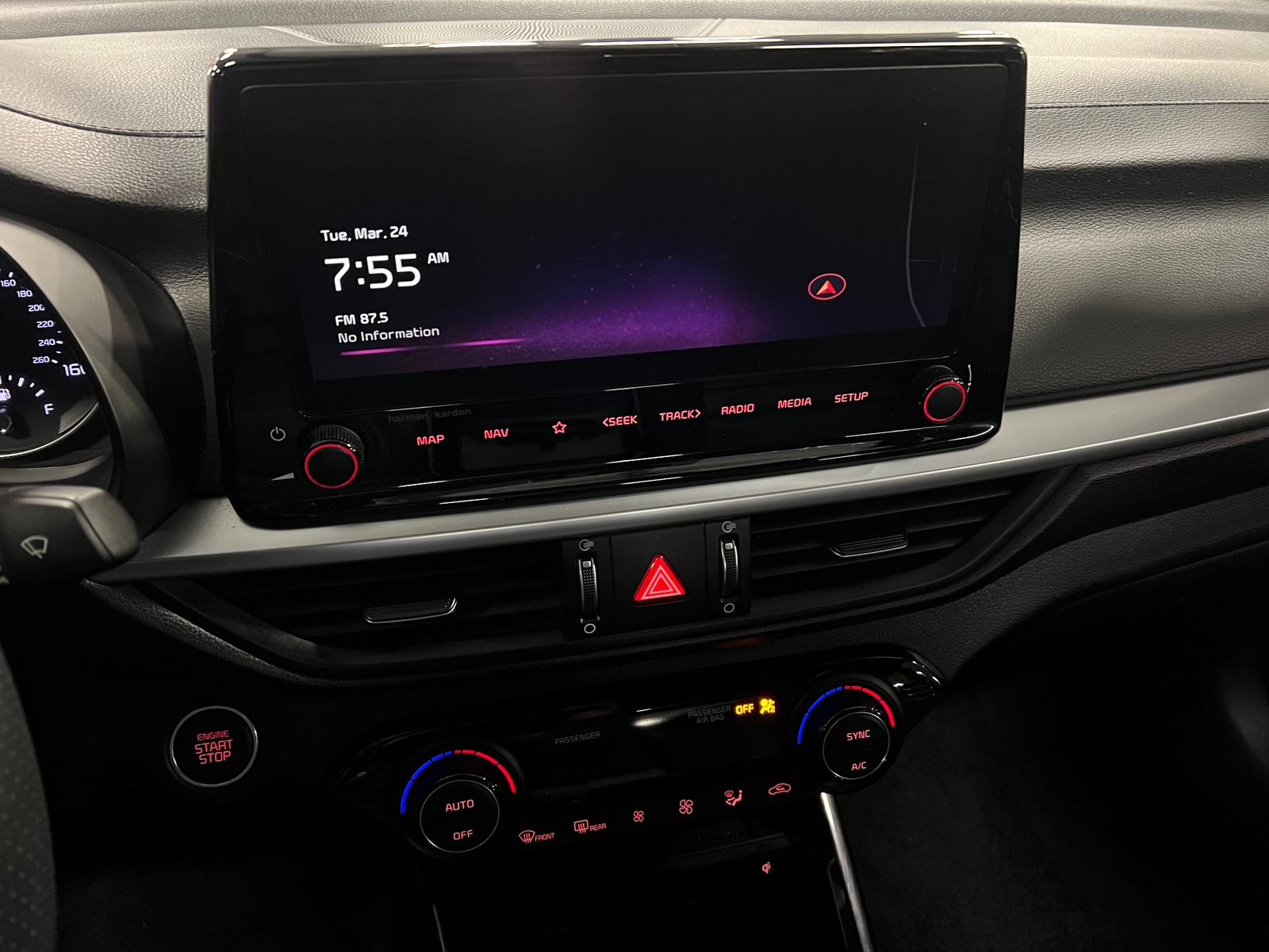 Thumbnail: 2023 Kia Forte - 4