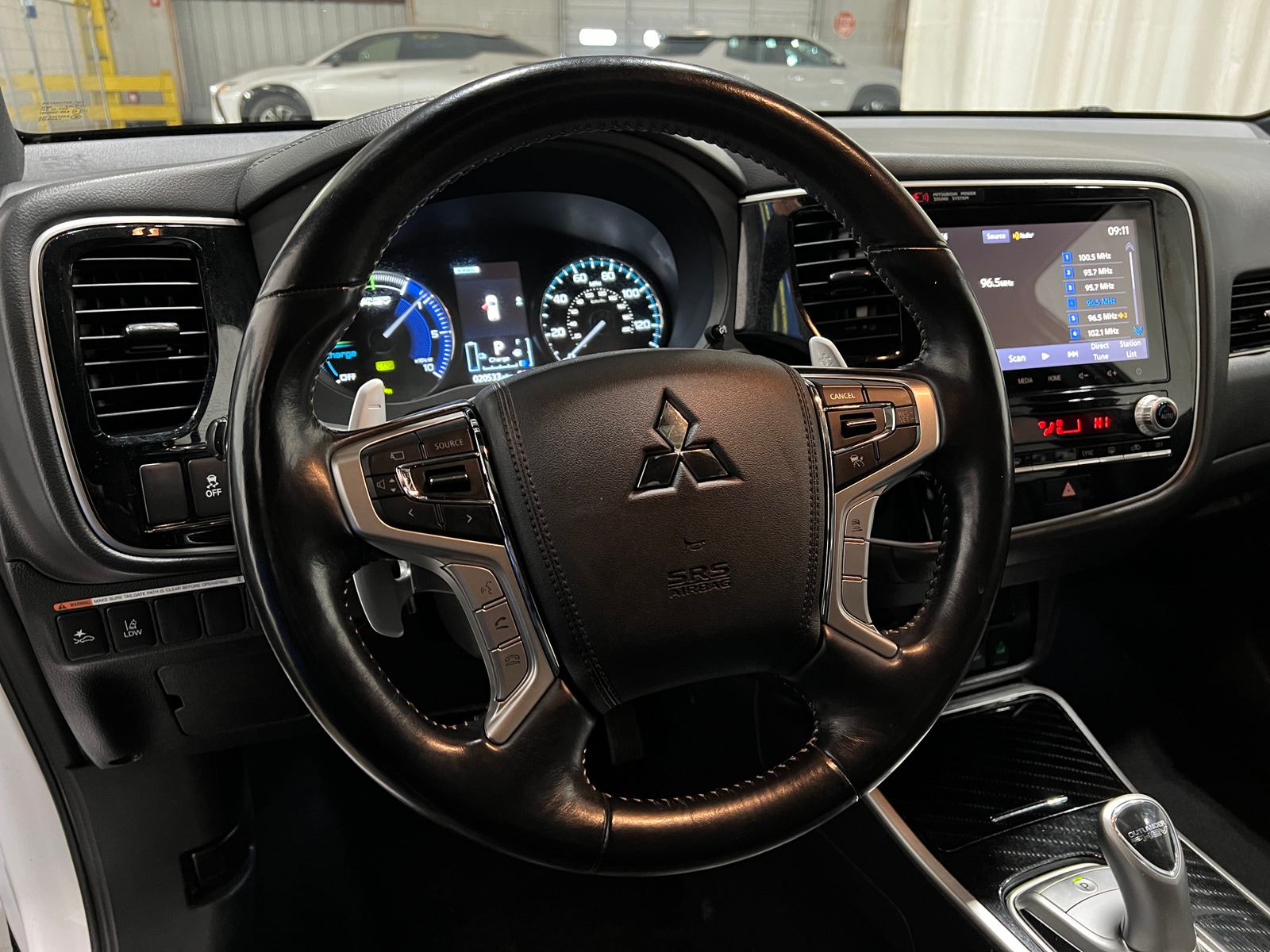 Thumbnail: 2022 Mitsubishi Outlander - 4