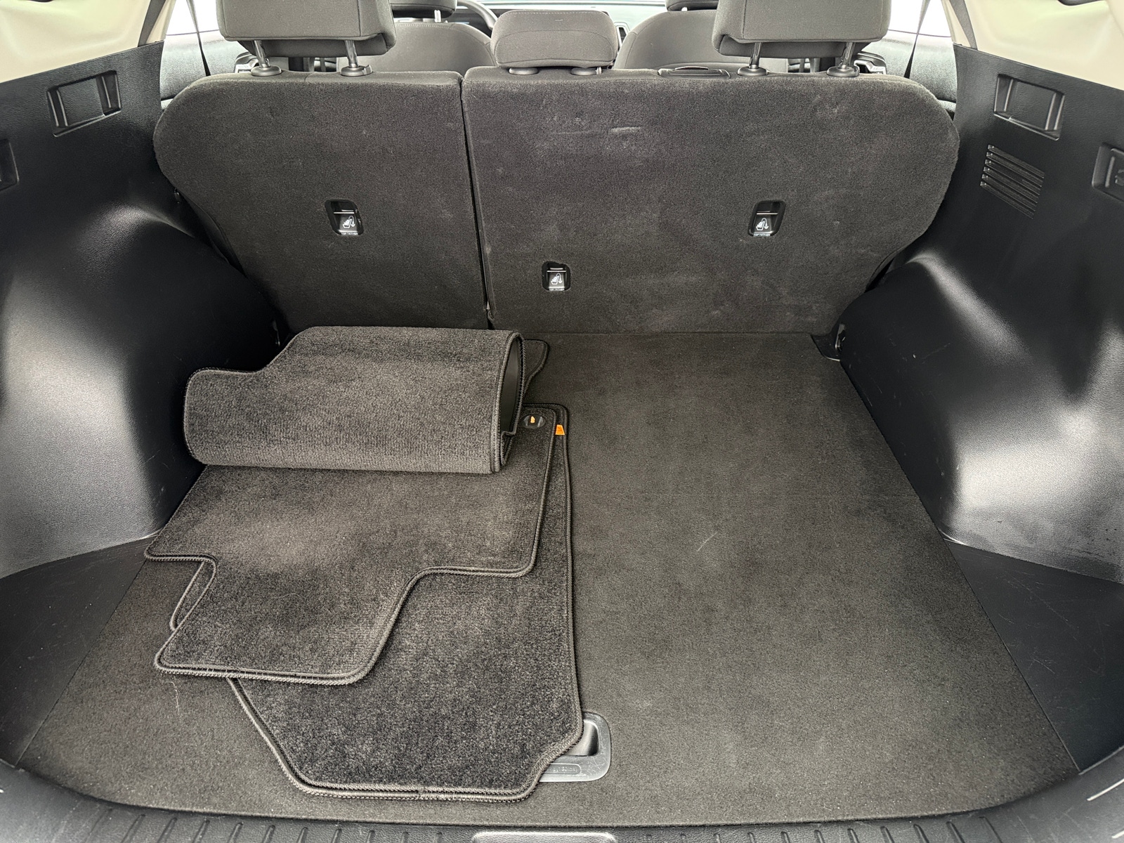 Thumbnail: 2025 Kia Sportage - 7