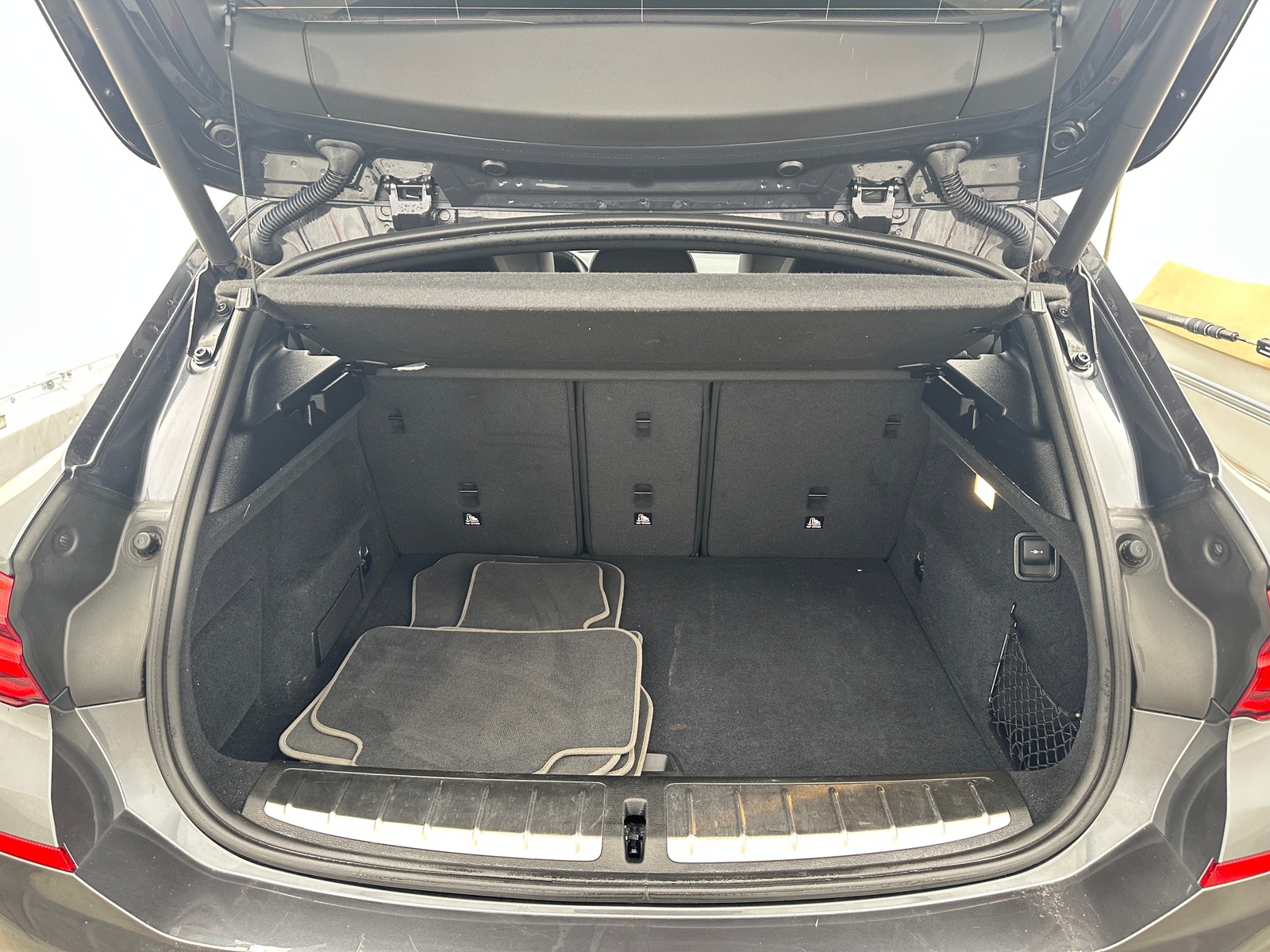 Thumbnail: 2019 BMW X2 - 6