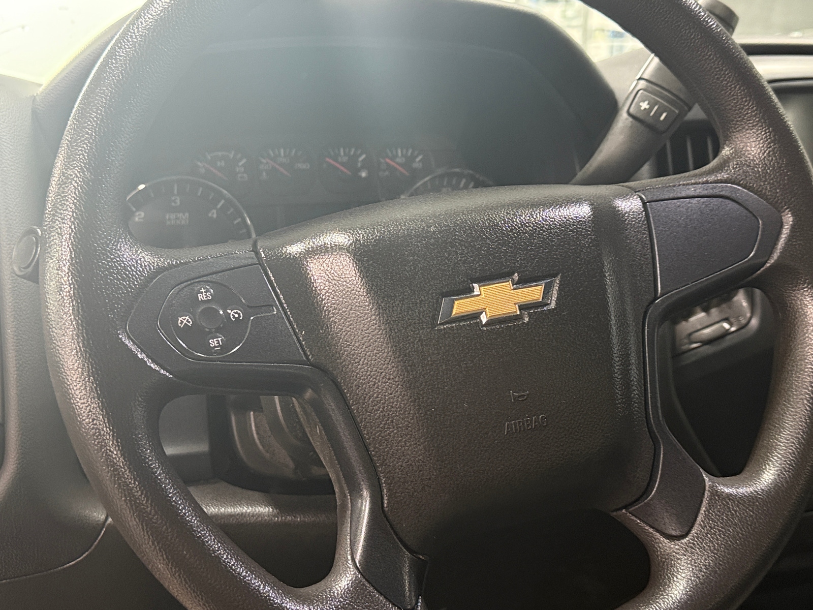Thumbnail: 2018 Chevrolet Silverado 1500 - 5