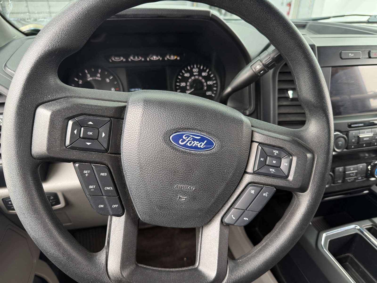 Thumbnail: 2020 Ford Econoline - 5