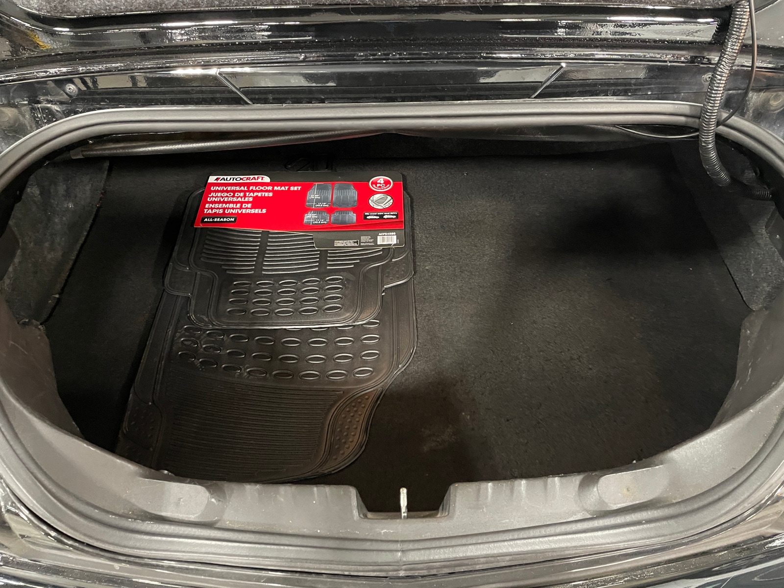 Thumbnail: 2011 Chevrolet Camaro - 5