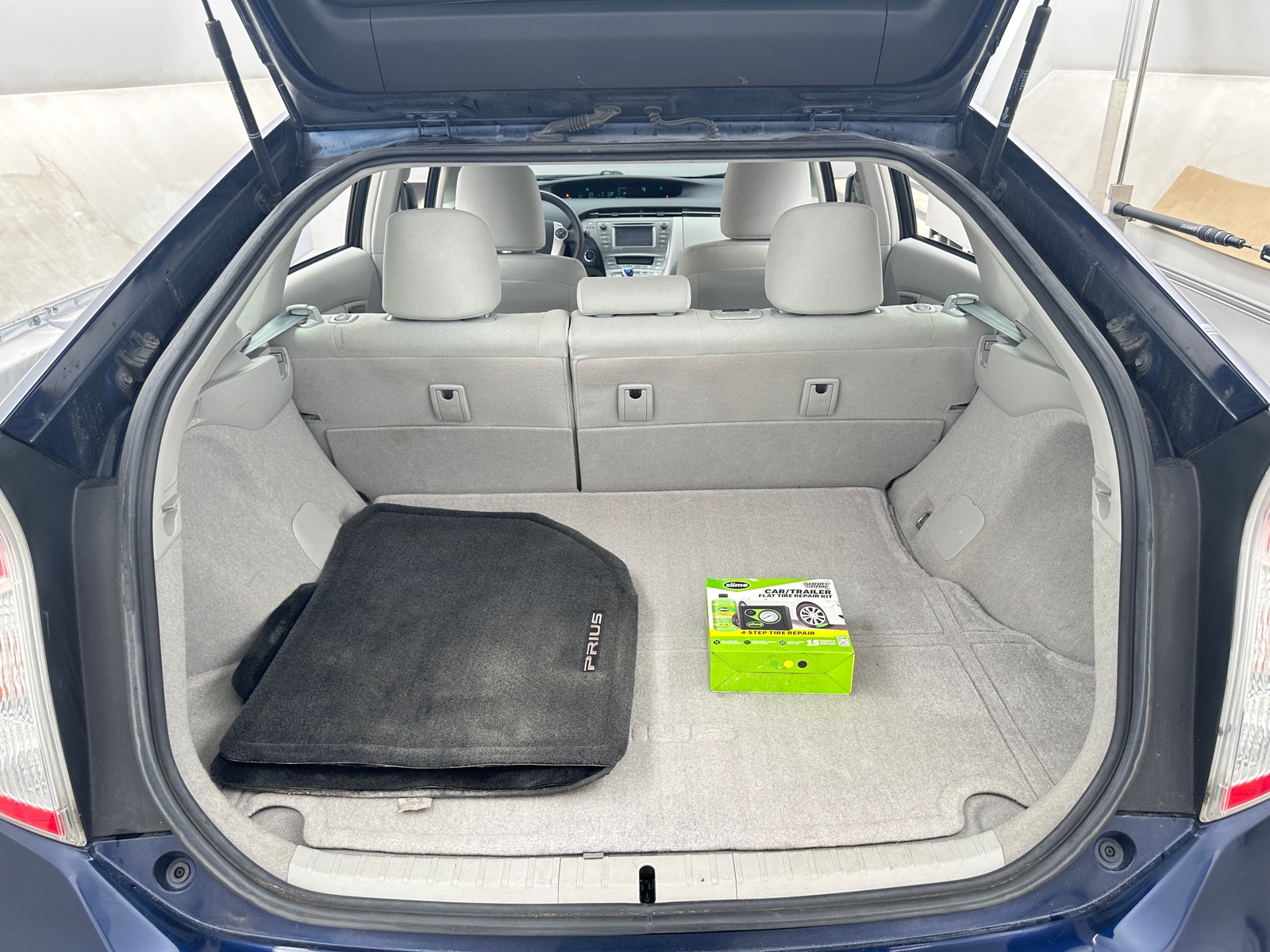 Thumbnail: 2014 Toyota Prius - 7