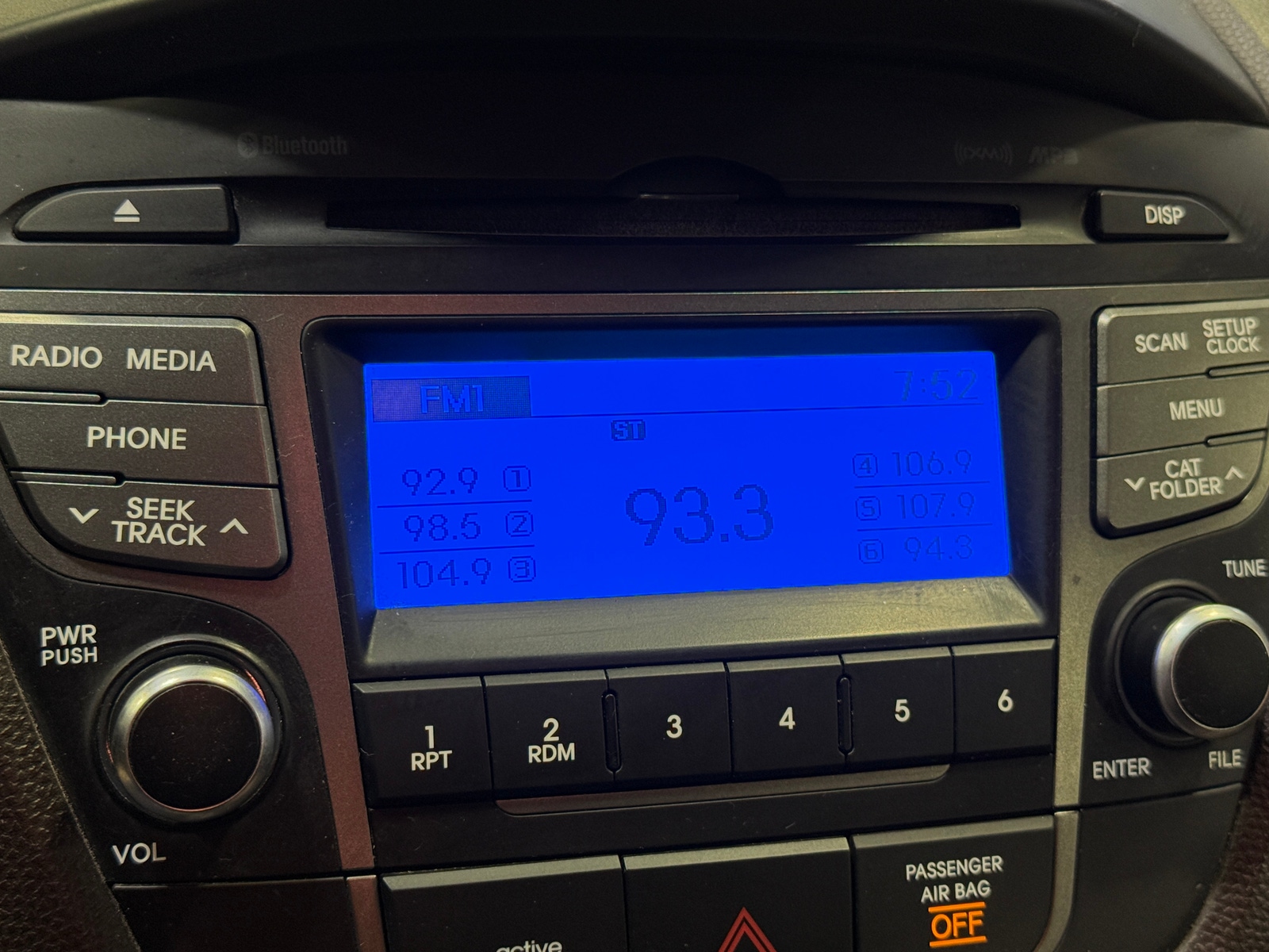 Thumbnail: 2015 Hyundai Tucson - 4