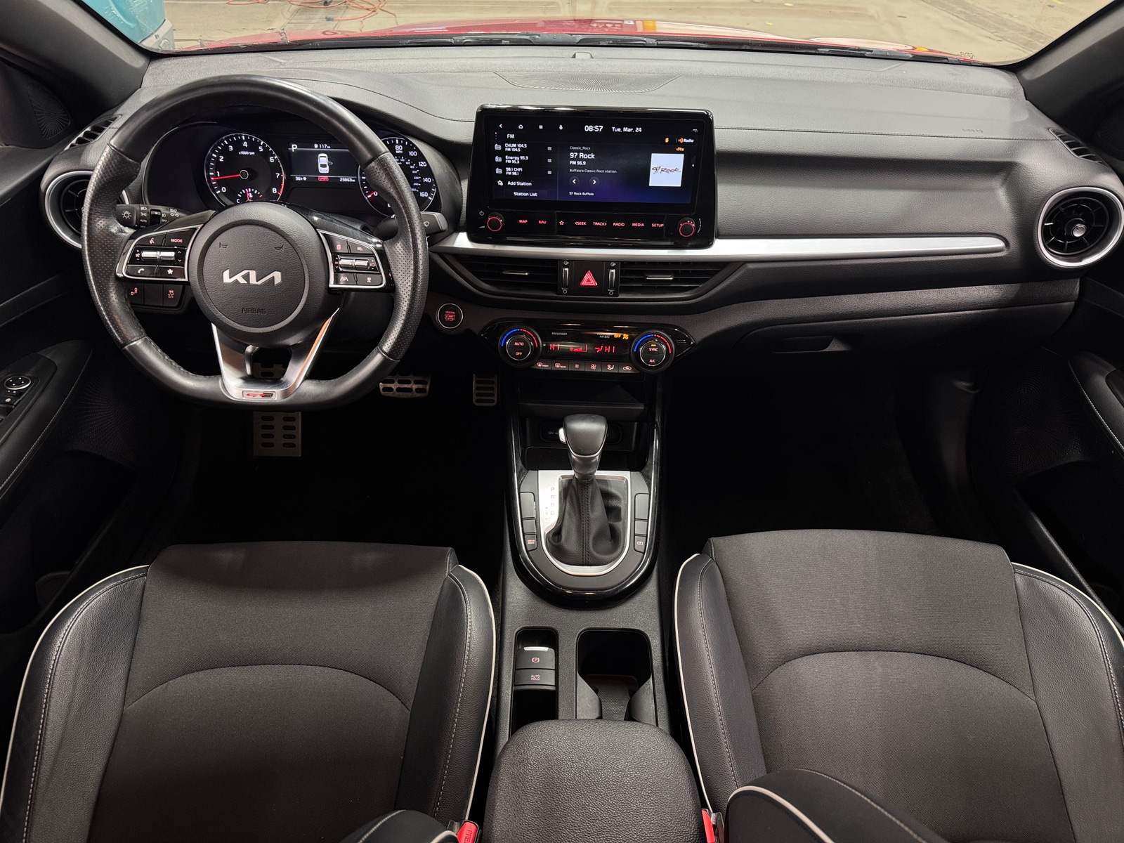 Thumbnail: 2024 Kia Forte - 3