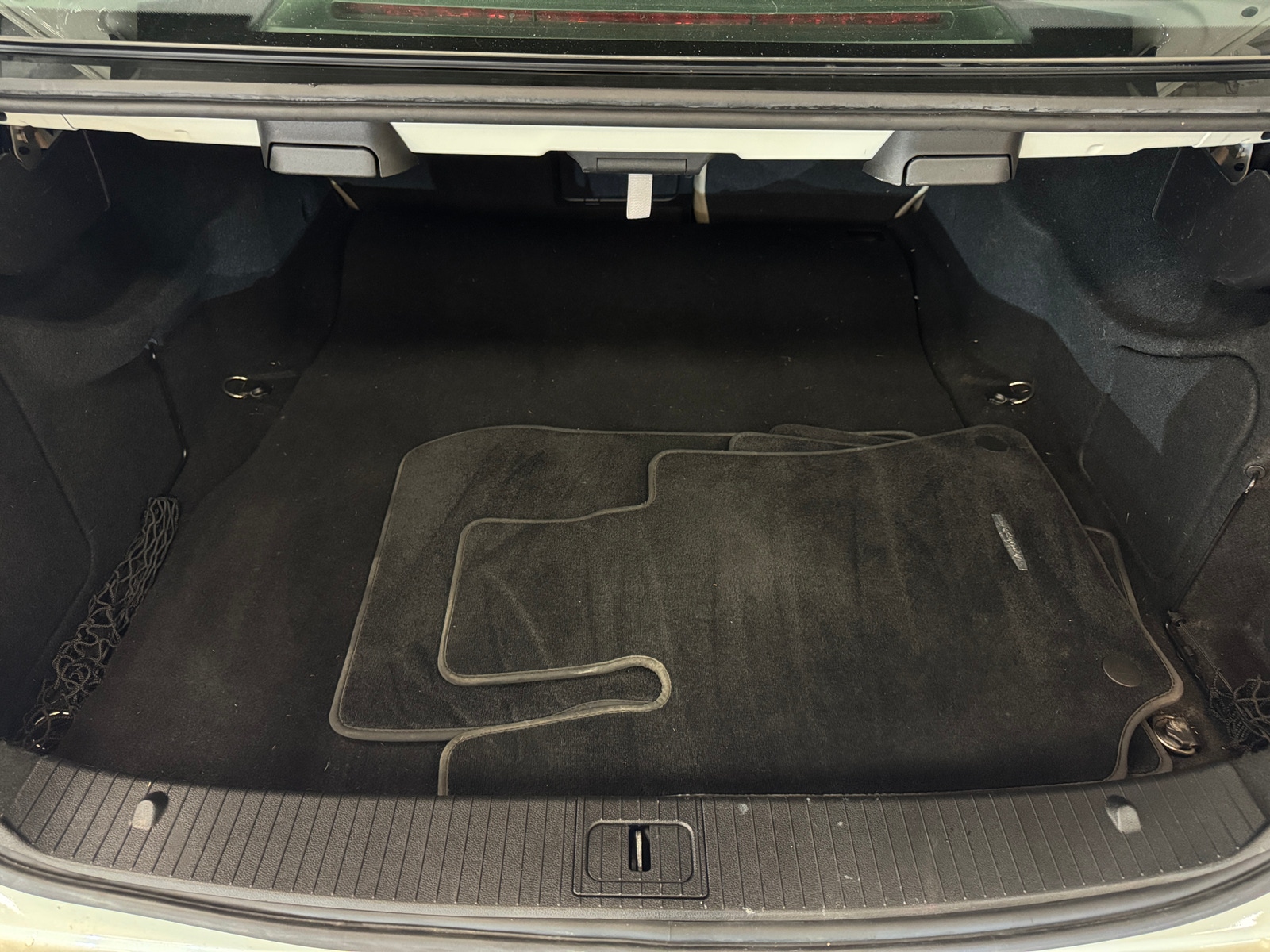 Thumbnail: 2012 Mercedes-Benz E-Class - 6