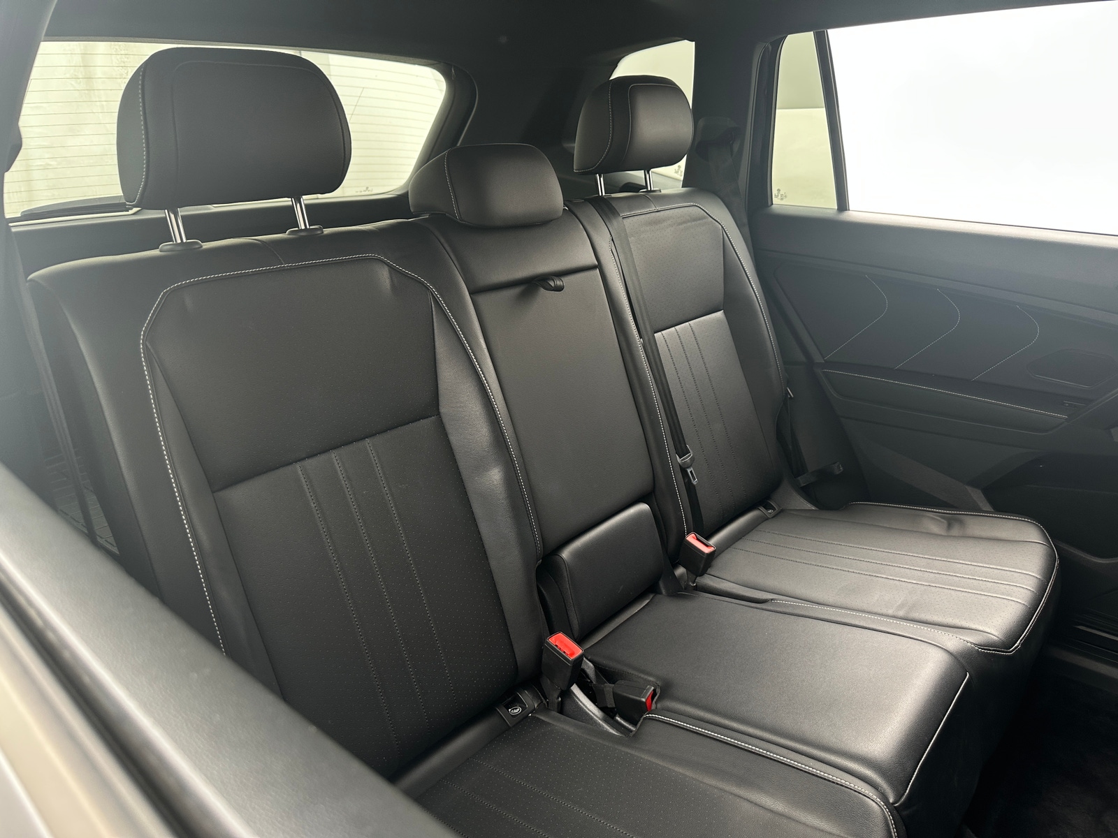 Thumbnail: 2024 Volkswagen Tiguan - 5