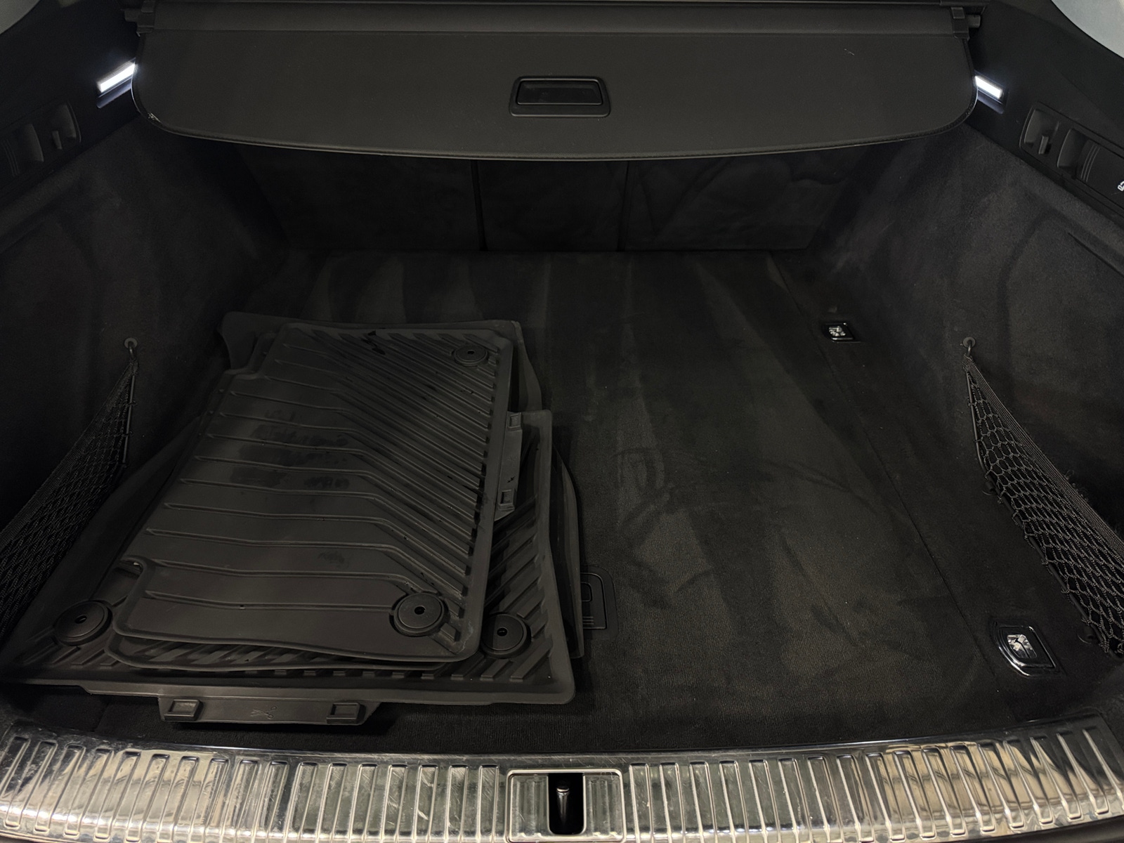 Thumbnail: 2021 Audi e-tron - 6