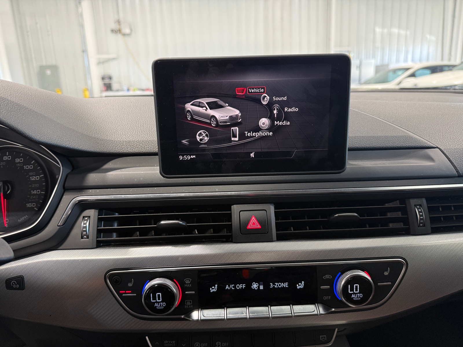Thumbnail: 2019 Audi A4 - 4