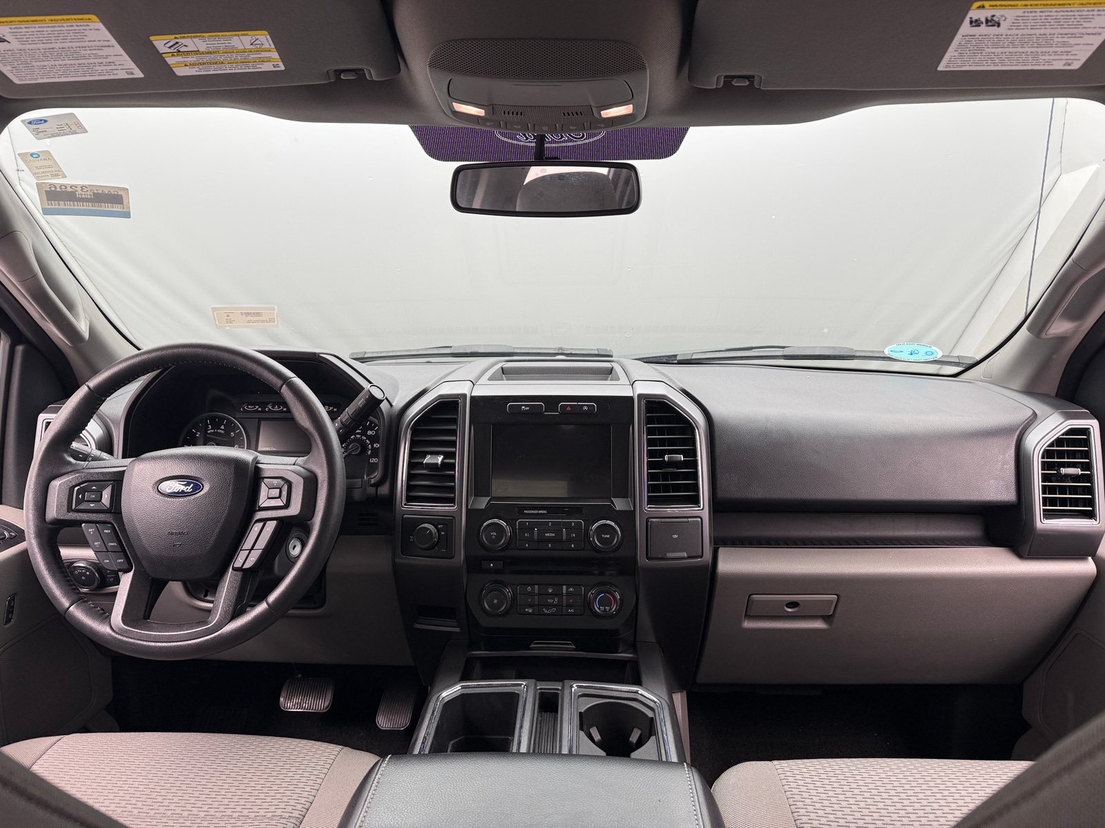 Thumbnail: 2018 Ford Econoline - 3