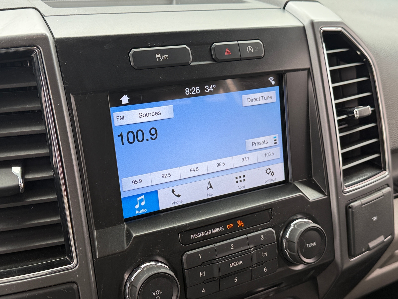 Thumbnail: 2018 Ford Econoline - 4